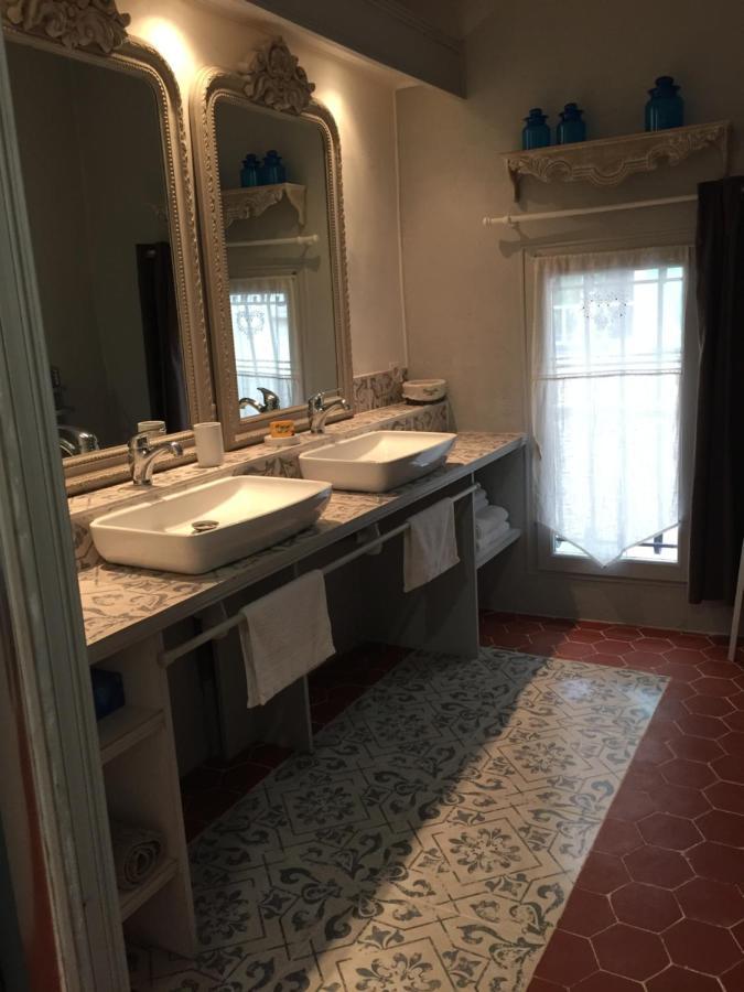 La Cle Des Songes Bed & Breakfast Claviers Exterior photo