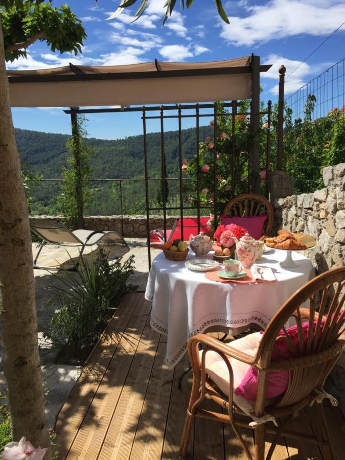 La Cle Des Songes Bed & Breakfast Claviers Exterior photo
