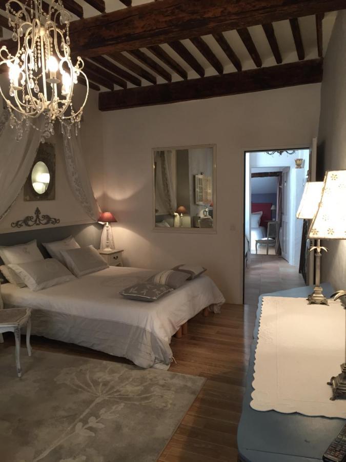 La Cle Des Songes Bed & Breakfast Claviers Exterior photo